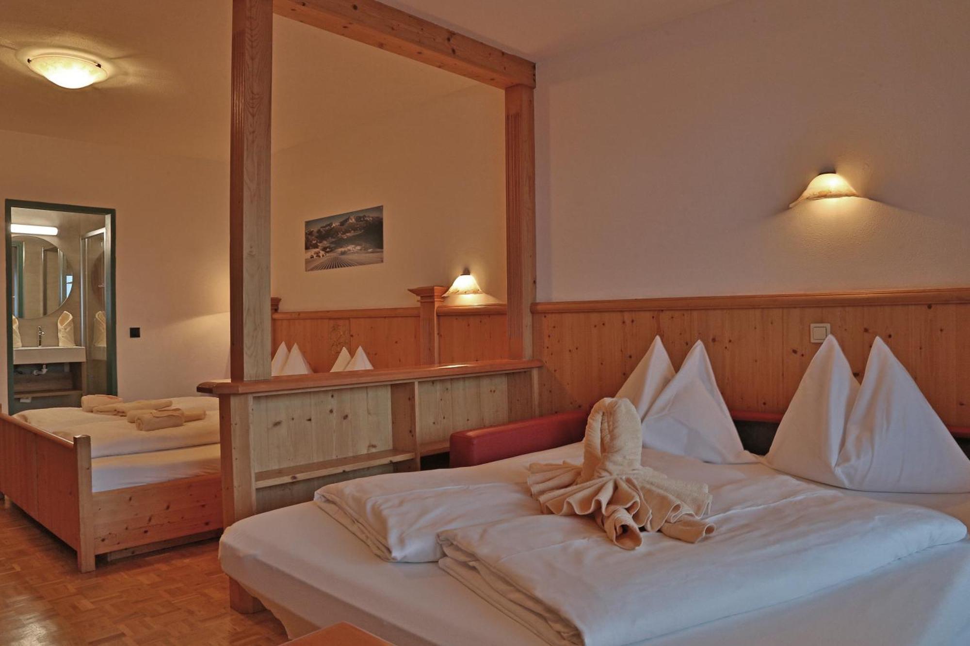 Aparthotel Paradies - Schrempfgut ฟลาคเฮา ภายนอก รูปภาพ